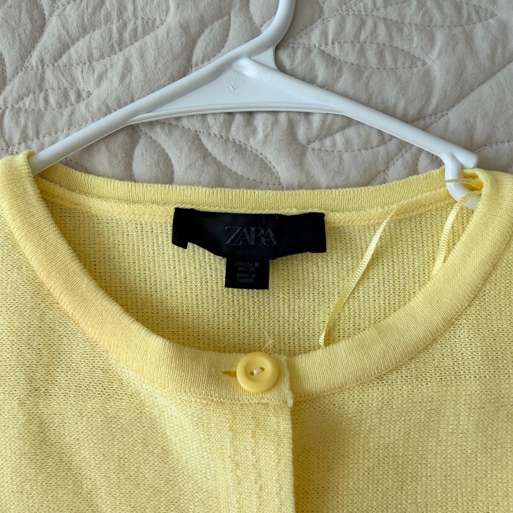 Zara Pale Yellow Lightweight top - Picture 3 of 9